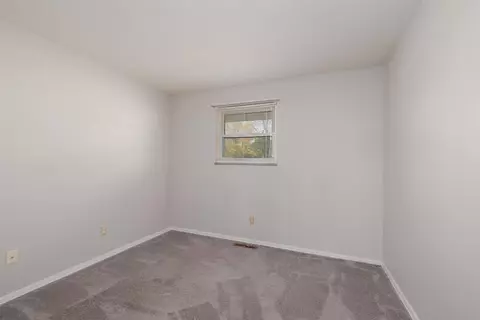 858 Glasgow Dr, Cincinnati, OH 45240 photo 19