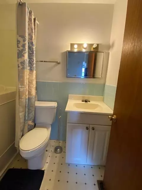 1438 Randomhill Rd, Cincinnati, OH 45231 photo 6