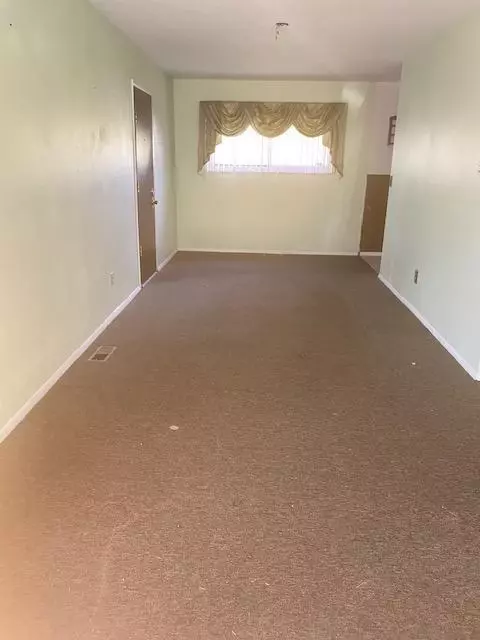 1438 Randomhill Rd, Cincinnati, OH 45231 photo 2