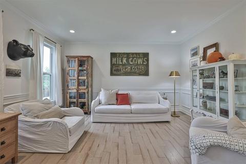 1009 Prestwick Pl, Cincinnati, OH 45245 photo 6
