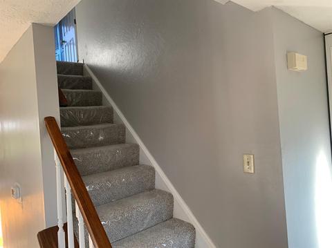 666 Holiday Dr, Cincinnati, OH 45245 photo 9