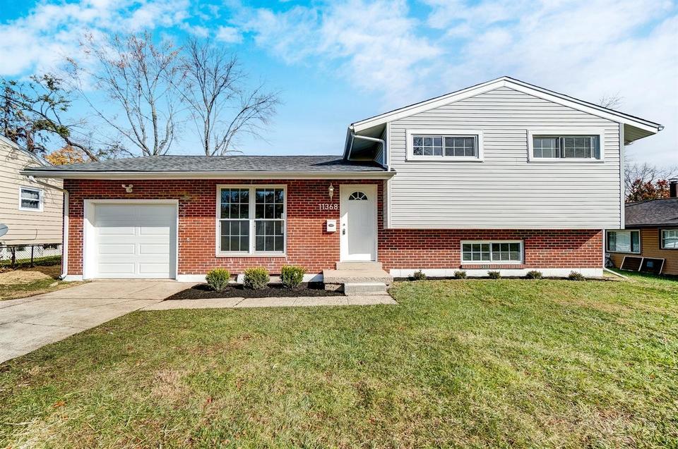 11368 Kenn, Forest Park, OH 45240 35 Photos MLS 1723015 Movoto
