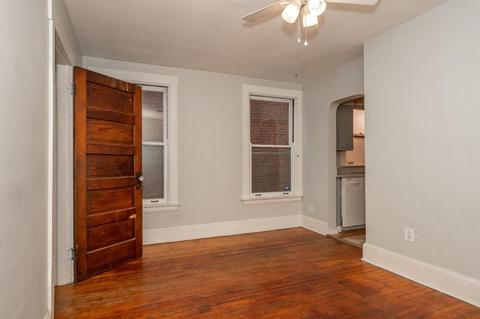 2970 Deckebach Ave, Cincinnati, OH 45220 photo 8