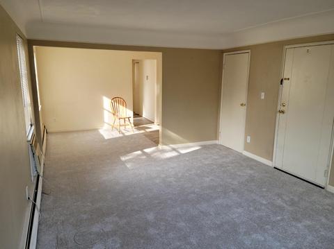 1935 Sutton Ave, Cincinnati, OH 45230 photo 3