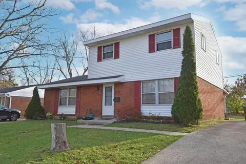 1927 Windmill Way, Cincinnati, OH 45240 photo 2