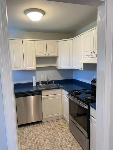 3890 Mark Ct, Cincinnati, OH 45255 photo 4