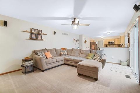 8742 Hedgerow Ln, Maineville, OH 45039 photo 17
