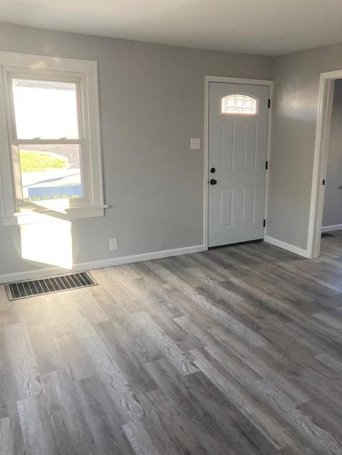 4455 Emerald Ave, Cincinnati, OH 45242 photo 3