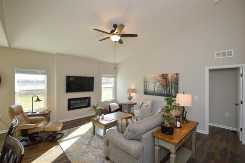 3214 Shadow Ridge Ct, Morrow, OH 45152 photo 7