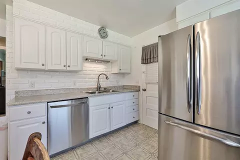 8793 Mockingbird Ln, Cincinnati, OH 45231 photo 9