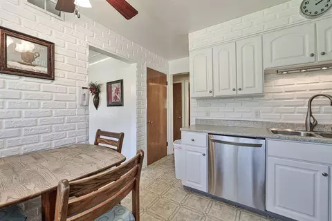 8793 Mockingbird Ln, Cincinnati, OH 45231 photo 8