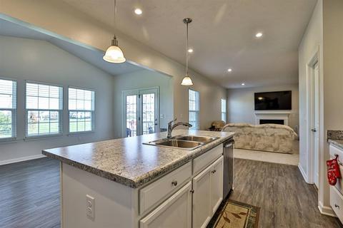 3950 Applegate Ct, Amelia, OH 45102 photo 8