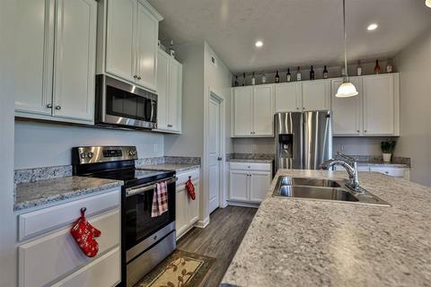 3950 Applegate Ct, Amelia, OH 45102 photo 5