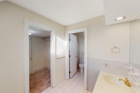 733 Buff Ct, Cincinnati, OH 45231 photo 22