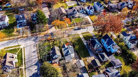 3449 Cheviot Ave, Cincinnati, OH 45211 photo 2
