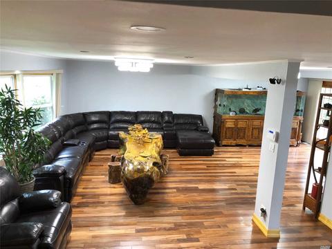 2422 Bluffcrest Ln, Cincinnati, OH 45238 photo 2