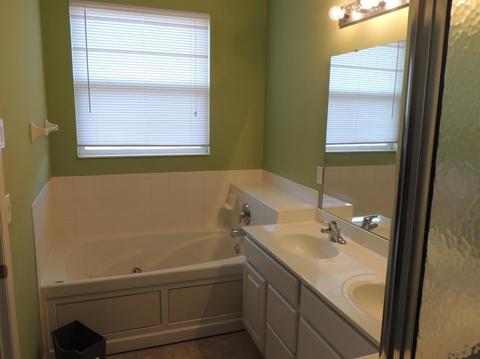 2422 Bluffcrest Ln, Cincinnati, OH 45238 photo 16