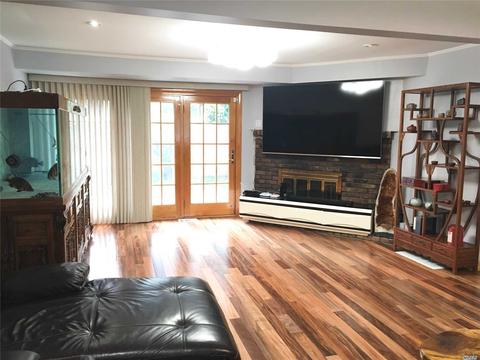 2422 Bluffcrest Ln, Cincinnati, OH 45238 photo 6