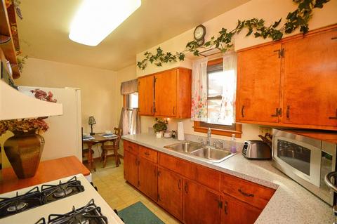 225 Edith Ave, Batavia, OH 45103 photo 4
