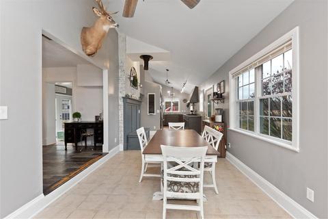 2044 Hunt Rd, Blanchester, OH 45107 photo 6