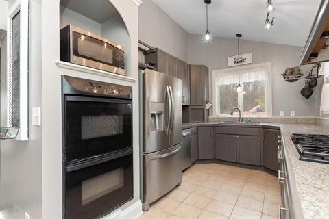 2044 Hunt Rd, Blanchester, OH 45107 photo 9