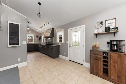2044 Hunt Rd, Blanchester, OH 45107 photo 7