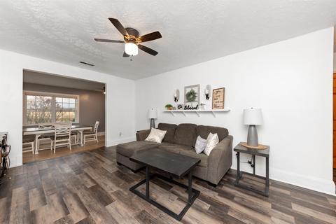 2044 Hunt Rd, Blanchester, OH 45107 photo 5
