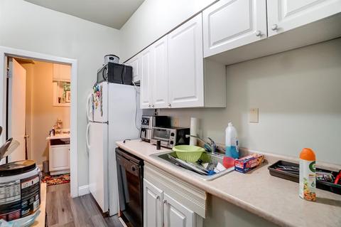209 Emming St, Cincinnati, OH 45219 photo 9