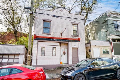 209 Emming St, Cincinnati, OH 45219 photo 3
