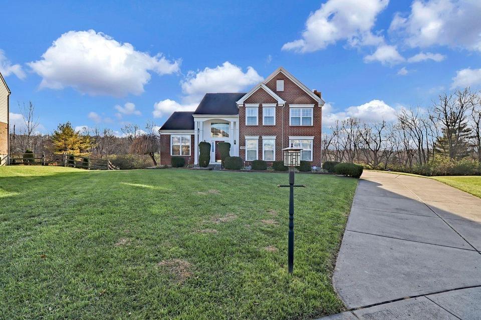 3327 Celedon, Cincinnati, OH 45251 50 Photos MLS 1723989 Movoto