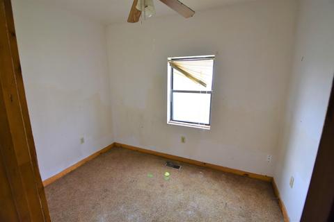 1229 Simmons Ave, Lincoln Heights, OH 45215 photo 4
