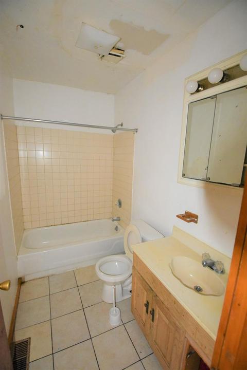 1229 Simmons Ave, Lincoln Heights, OH 45215 photo 5