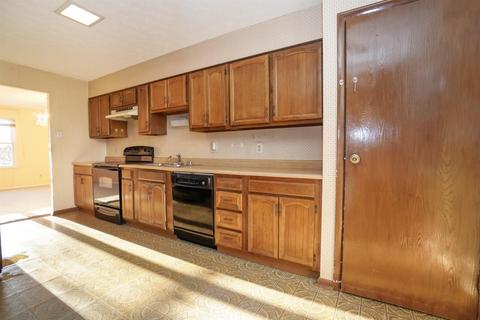 3355 Braewood Dr, Evendale, OH 45241 photo 6