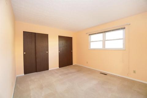 3355 Braewood Dr, Evendale, OH 45241 photo 9