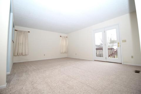 7990 Timberbreak Dr, Cincinnati, OH 45249 photo 3