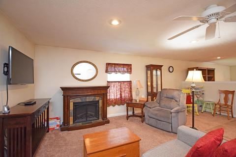 855 Carol Dr, Cincinnati, OH 45245 photo 5