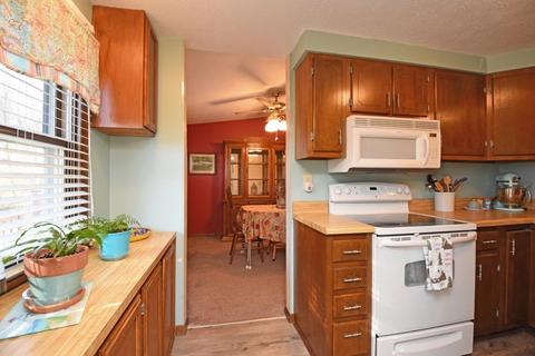 855 Carol Dr, Cincinnati, OH 45245 photo 10