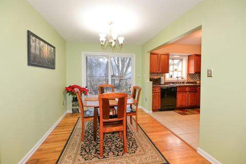 4392 Aicholtz Rd, Cincinnati, OH 45245 photo 8