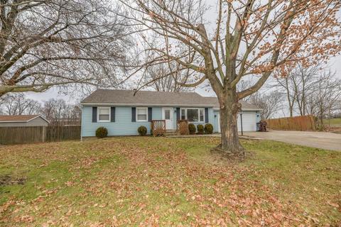 4392 Aicholtz Rd, Cincinnati, OH 45245 photo 2
