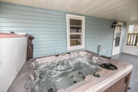 4392 Aicholtz Rd, Cincinnati, OH 45245 photo 24
