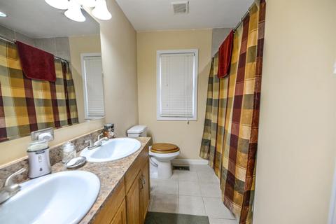4392 Aicholtz Rd, Cincinnati, OH 45245 photo 17