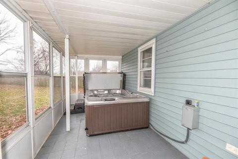 4392 Aicholtz Rd, Cincinnati, OH 45245 photo 22