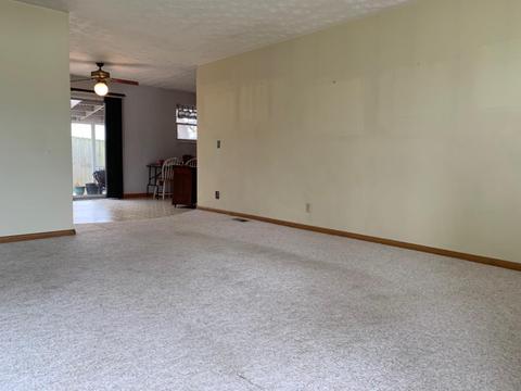 823 Compton Rd, Cincinnati, OH 45231 photo 4