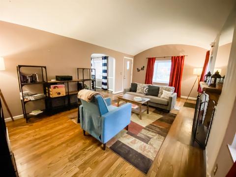 8053 Colette Ln, Cincinnati, OH 45224 photo 4