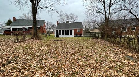 1141 Madeleine Cir, Cincinnati, OH 45231 photo 3