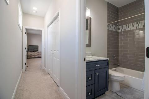 1720 Dexter Ave, Cincinnati, OH 45206 photo 24
