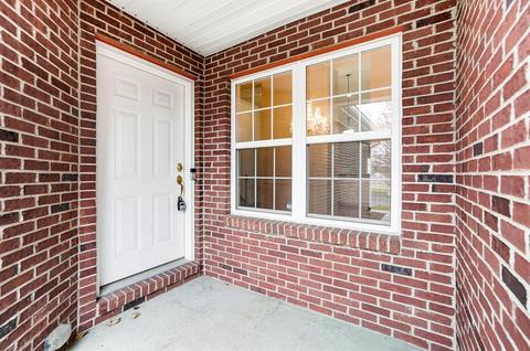 6836 Summit Lake Dr, Cincinnati, OH 45247 photo 3
