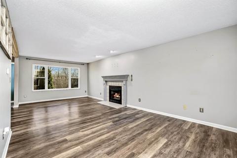 340 Ashley Brook Dr, Hamilton, OH 45013 photo 8