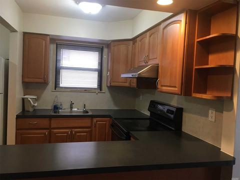 340 Ashley Brook Dr, Hamilton, OH 45013 photo 3