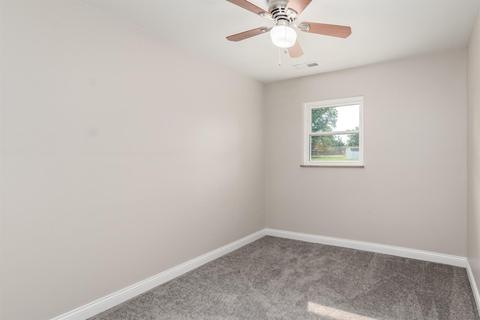 523 Iris Ln, Cincinnati, OH 45255 photo 14